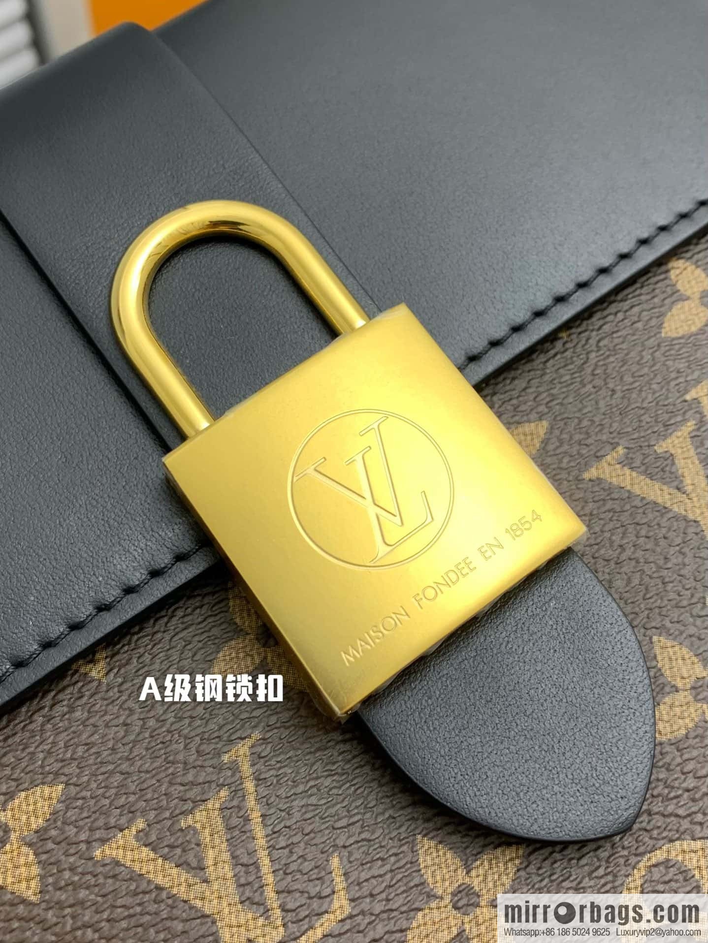 LV M44141 Locky BB