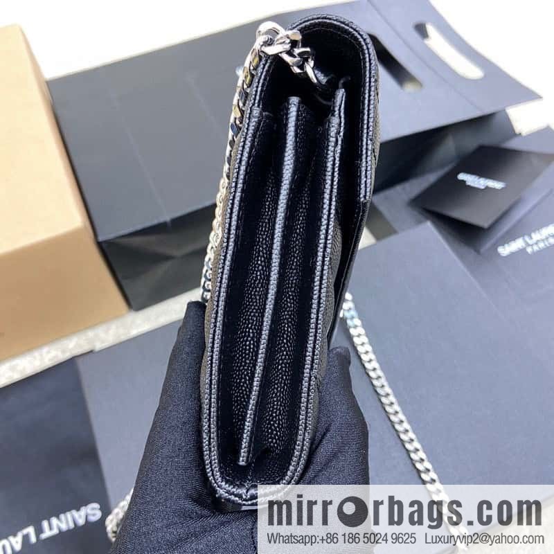 MONOGRAM caviar texture original leather version envelope bag model: 360452