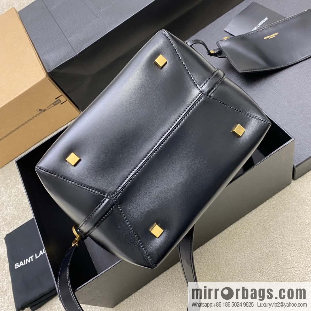 LE 5A-7 series of new medium super good-looking bucket bag model: 742828