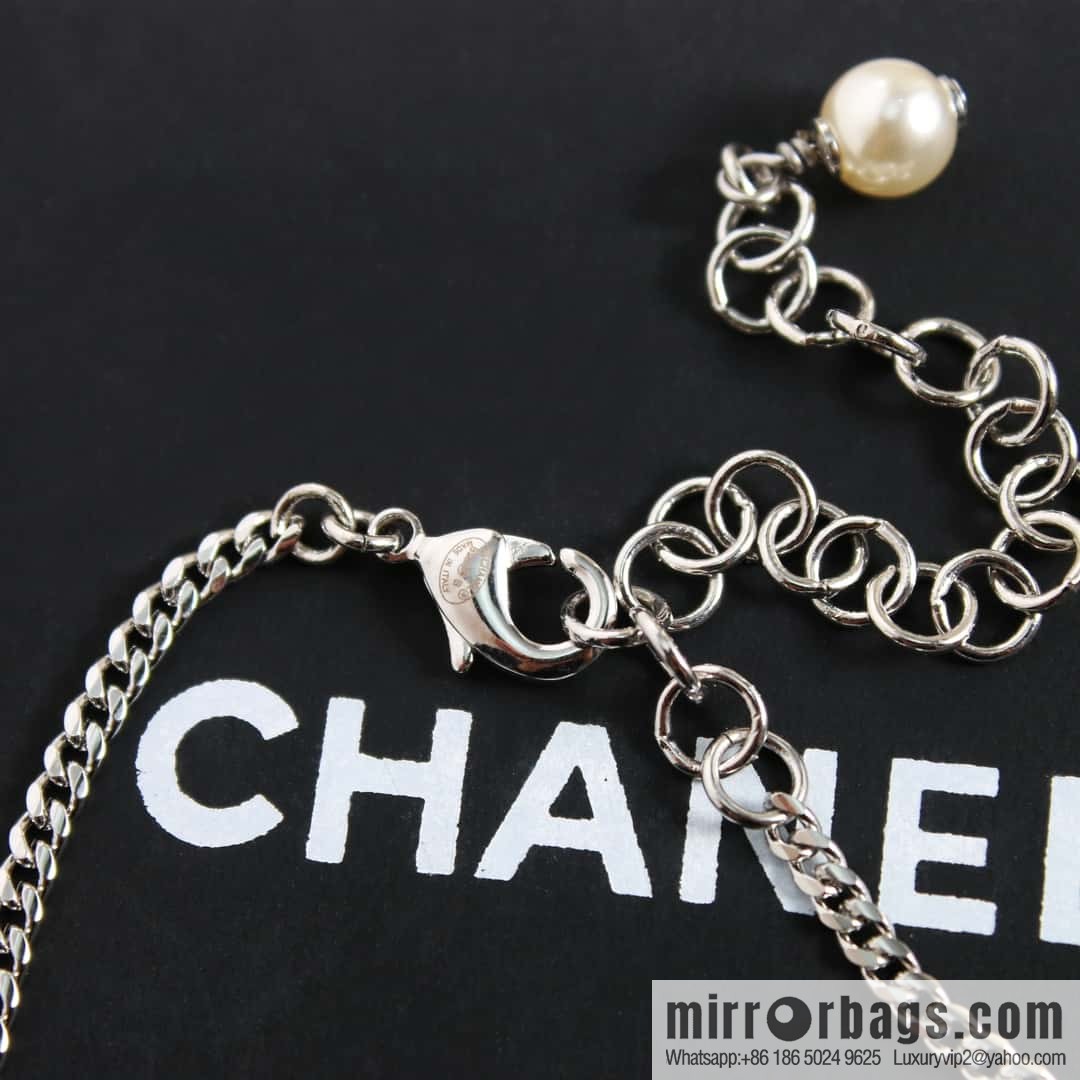 New ☑️ Chanel Double C Peach Heart Love Pearl Necklace