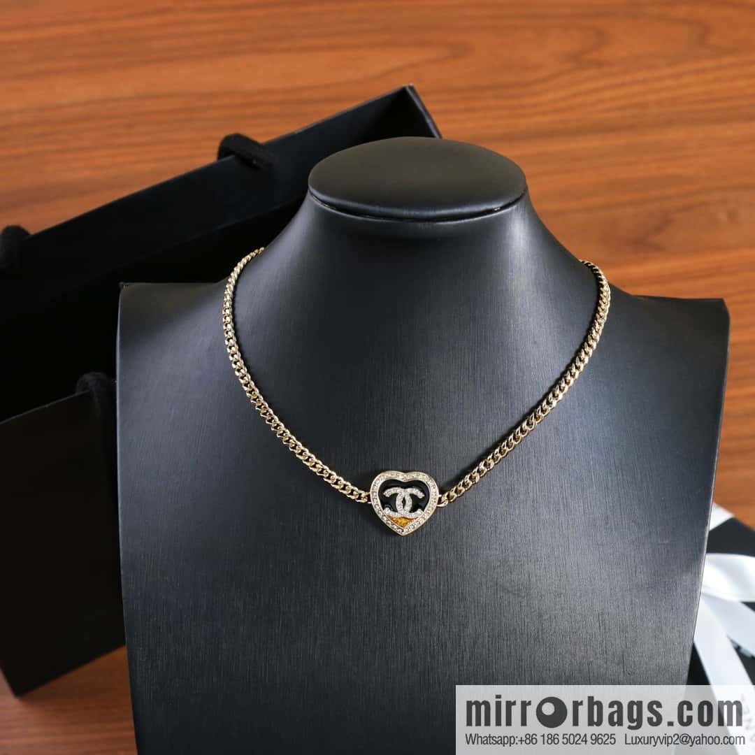 New ☑️ Chanel double c peach heart love necklace