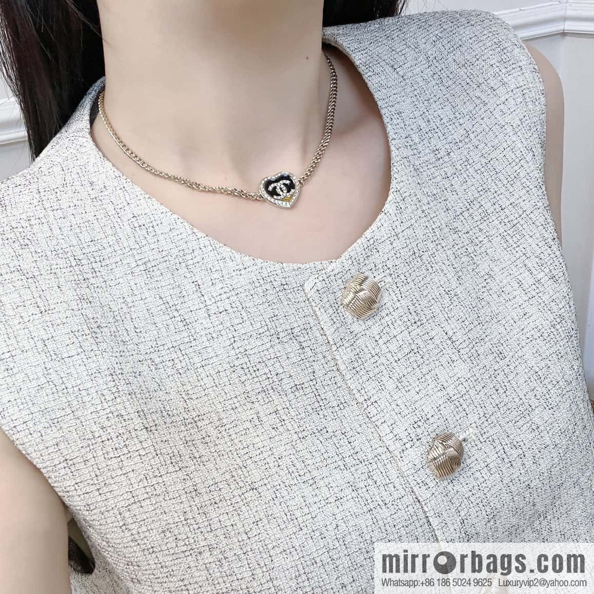New ☑️ Chanel double c peach heart love necklace