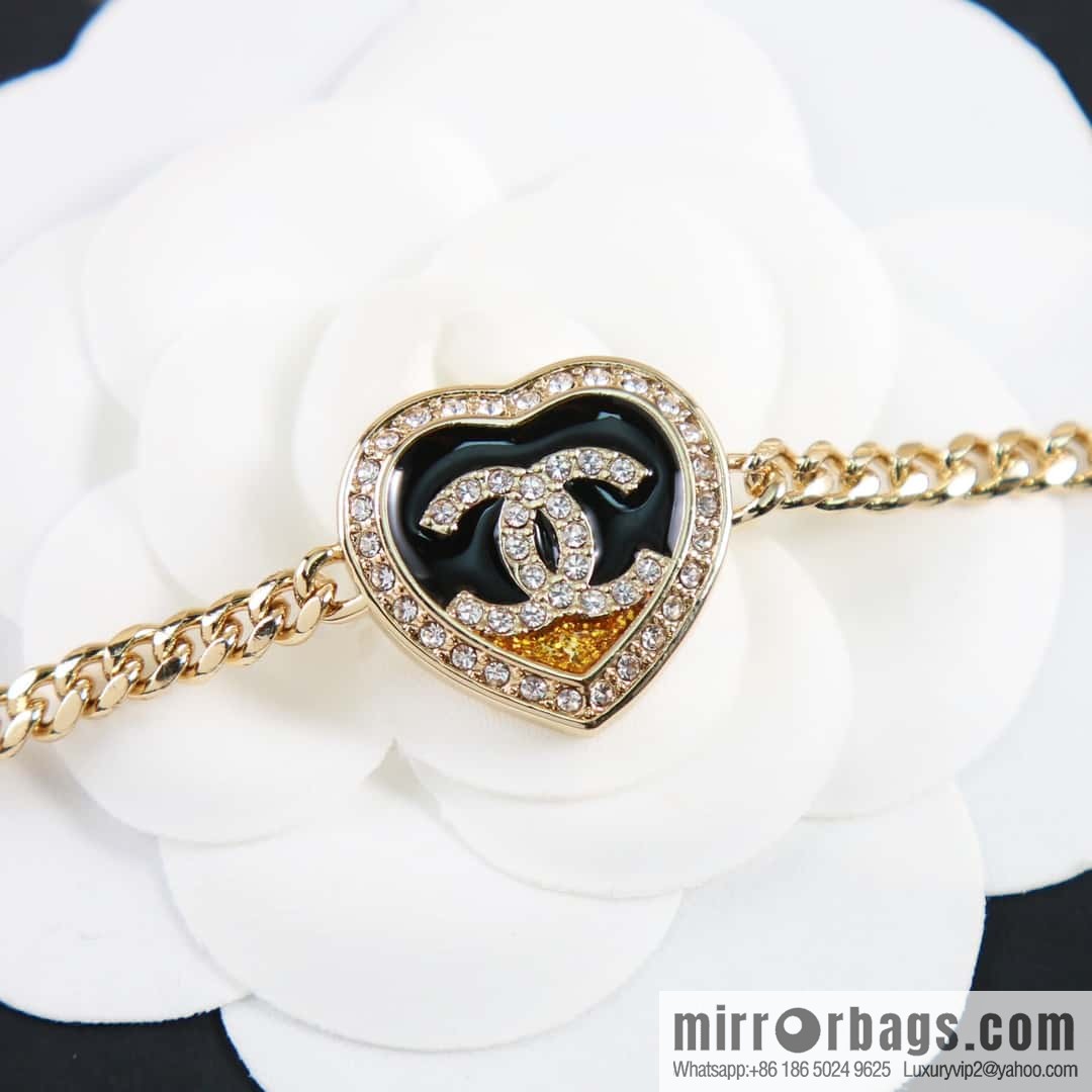 New ☑️ Chanel double c peach heart love necklace