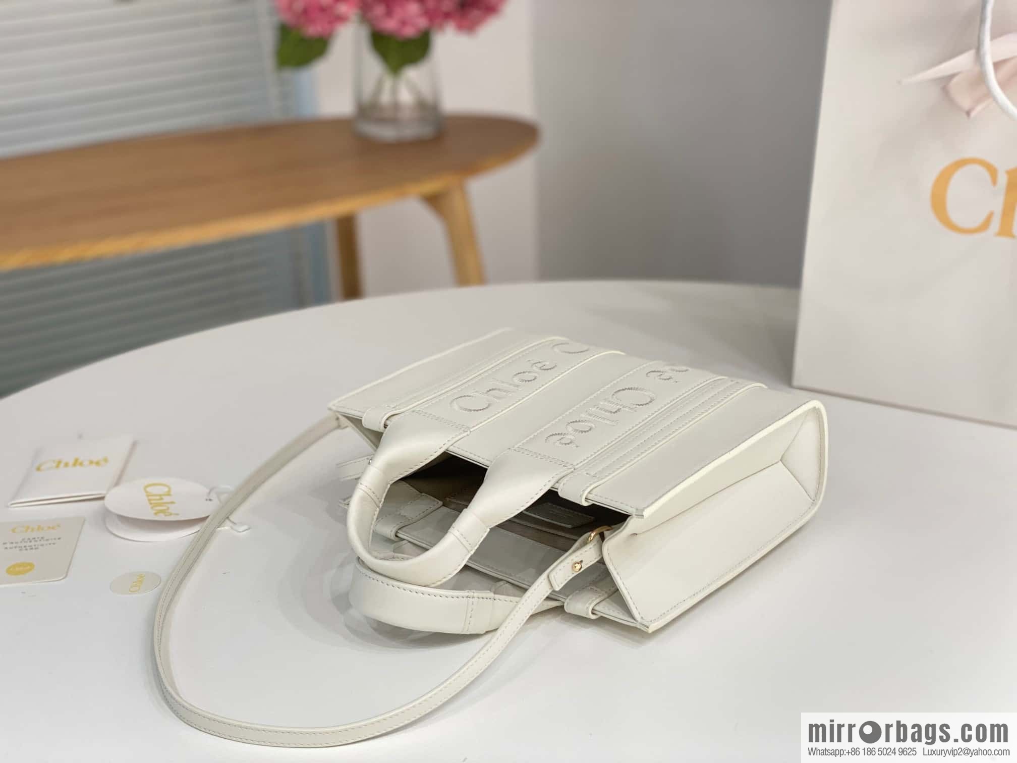 Chloe Woody Full Pitot Bag, White Mini20CM