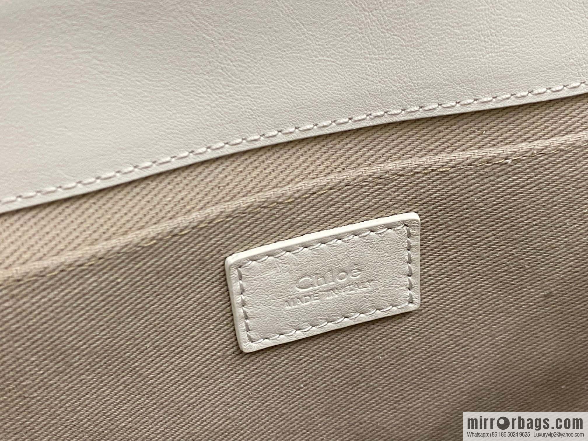 Chloe Woody Full Pitot Bag, White Mini20CM