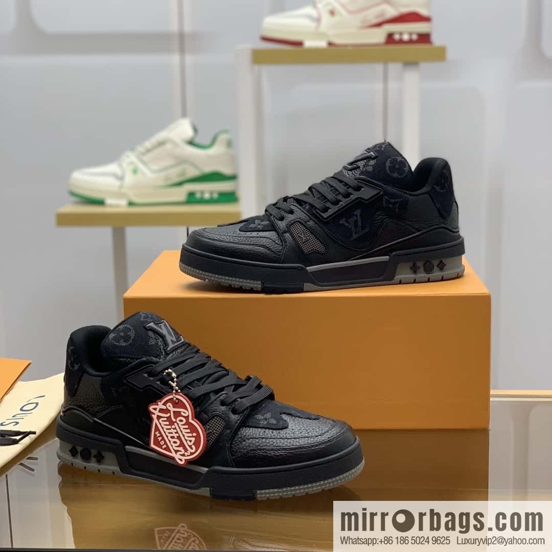LV black denim and black calfskin men's sports and leisure shoes