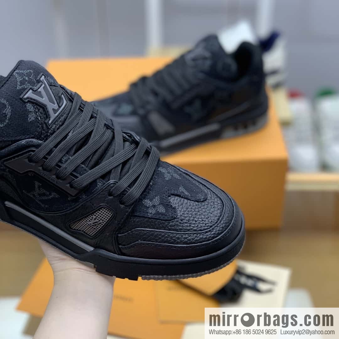 LV black denim and black calfskin men's sports and leisure shoes