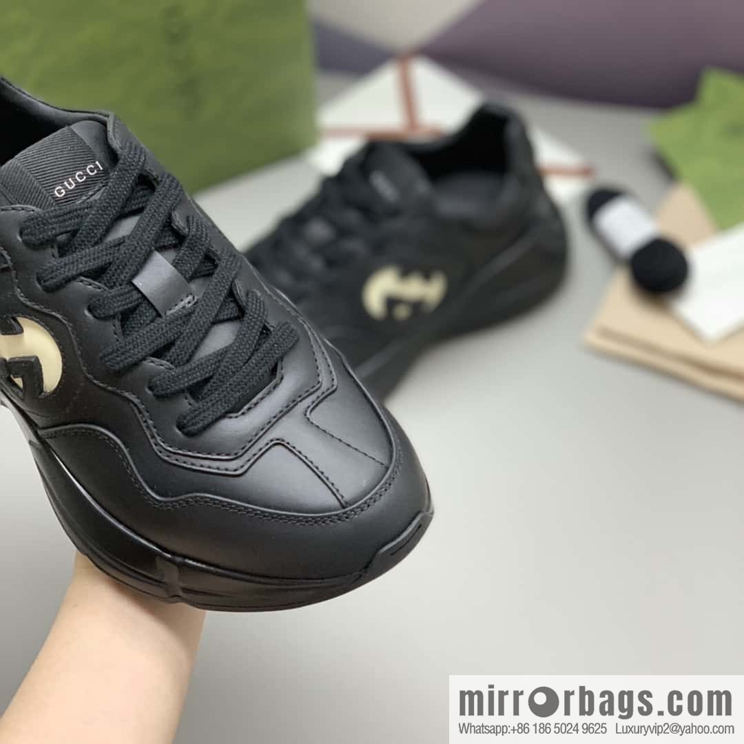 GUCCI Vintage shoes casual sneakers