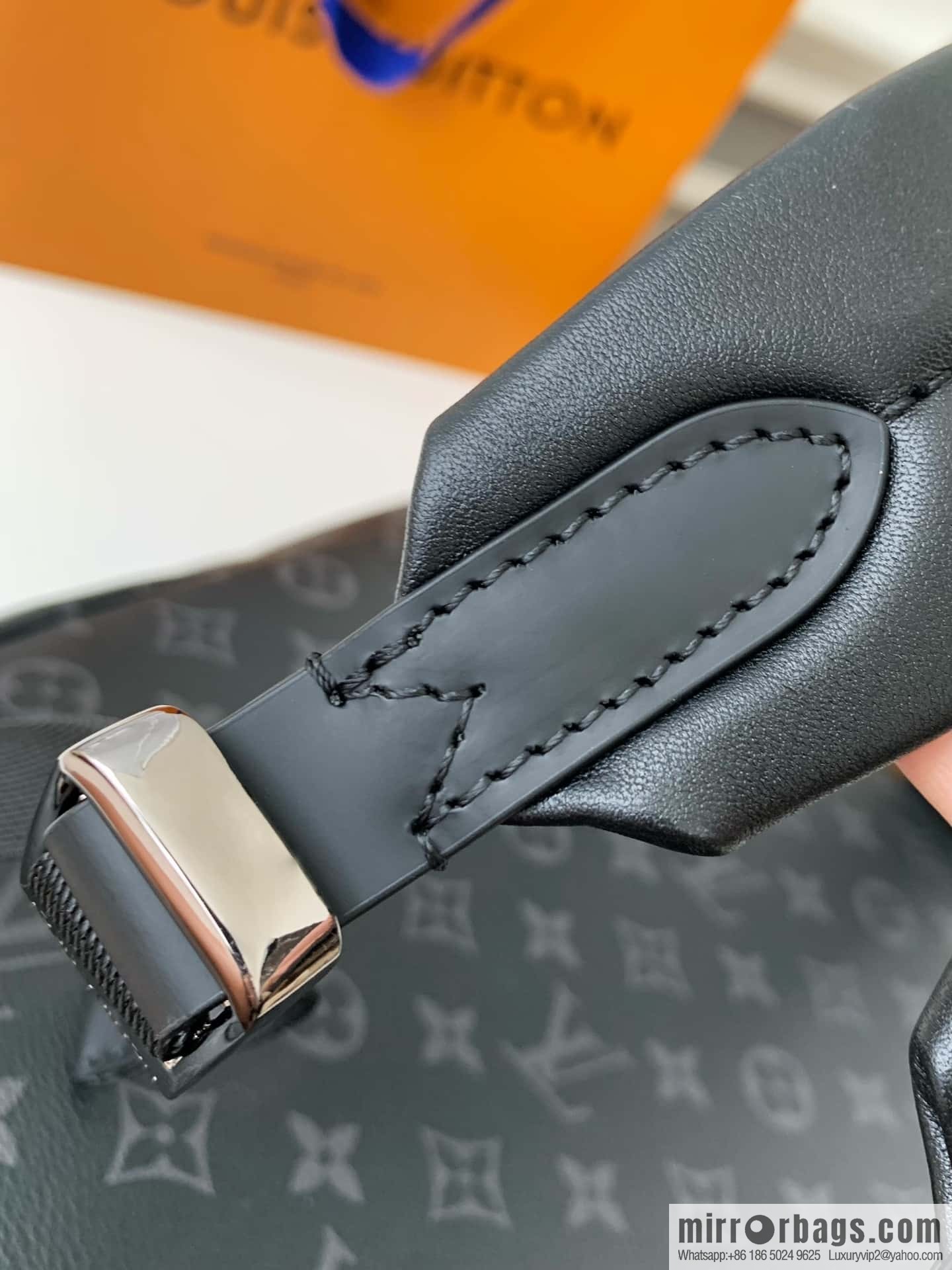 LV M43186 Discovery Backpack PM