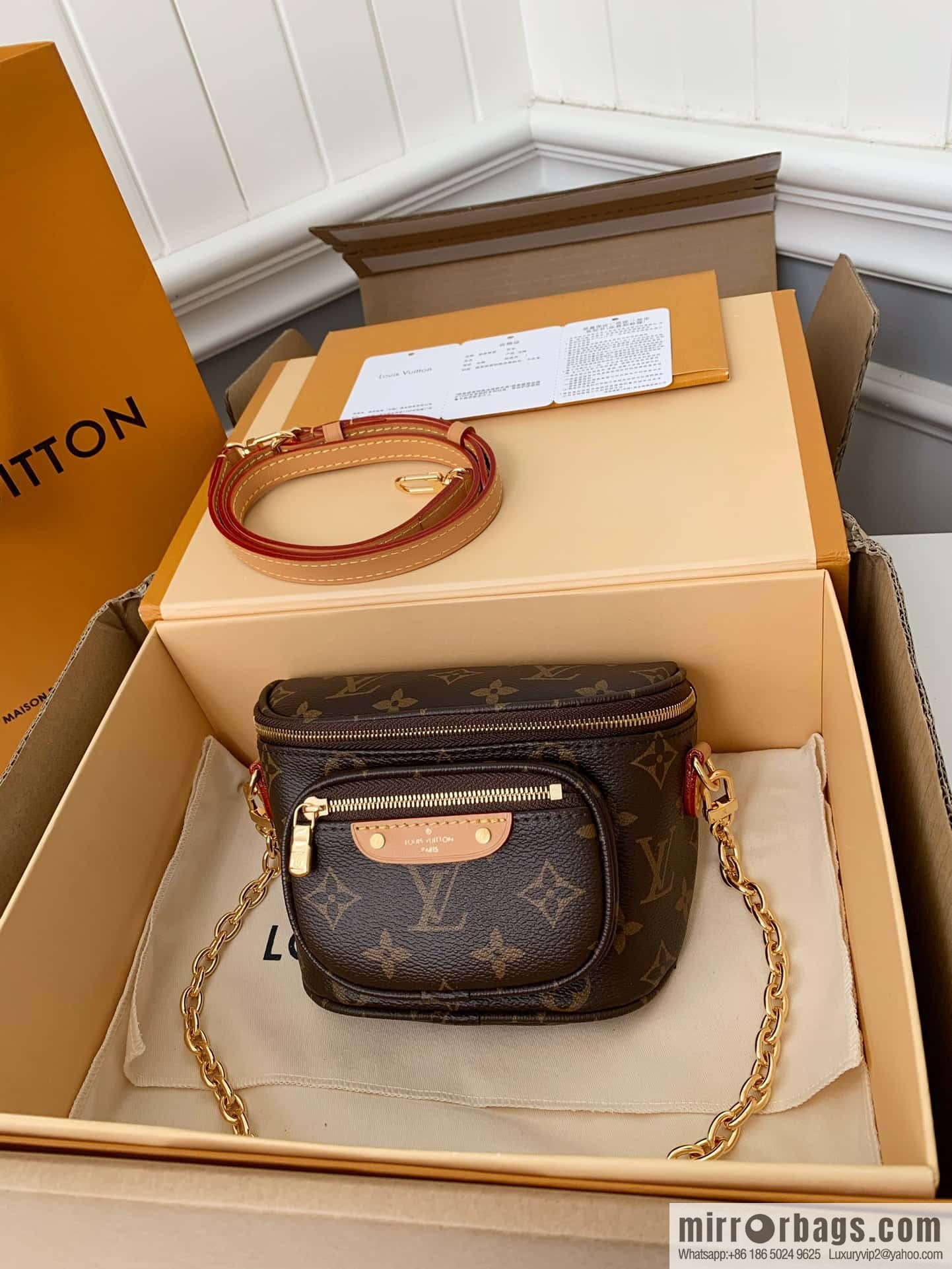 LV M82335 MINI BUMBAG handbag