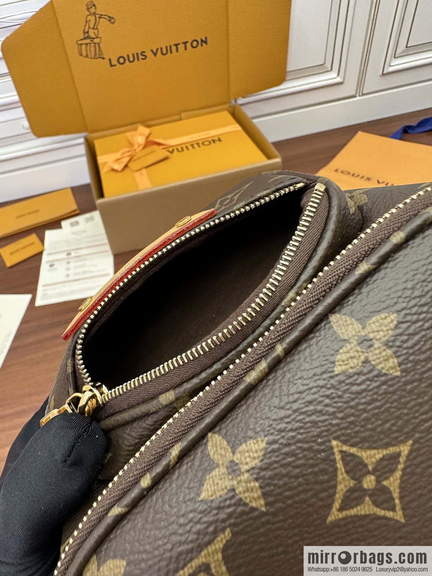 LV MINI BUMBAG handbag M82335