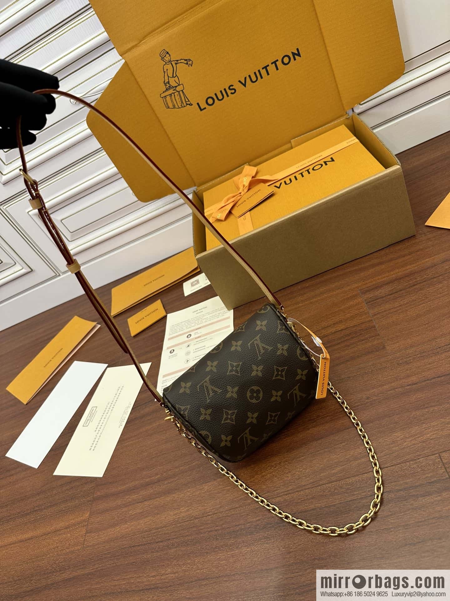 LV MINI BUMBAG handbag M82335