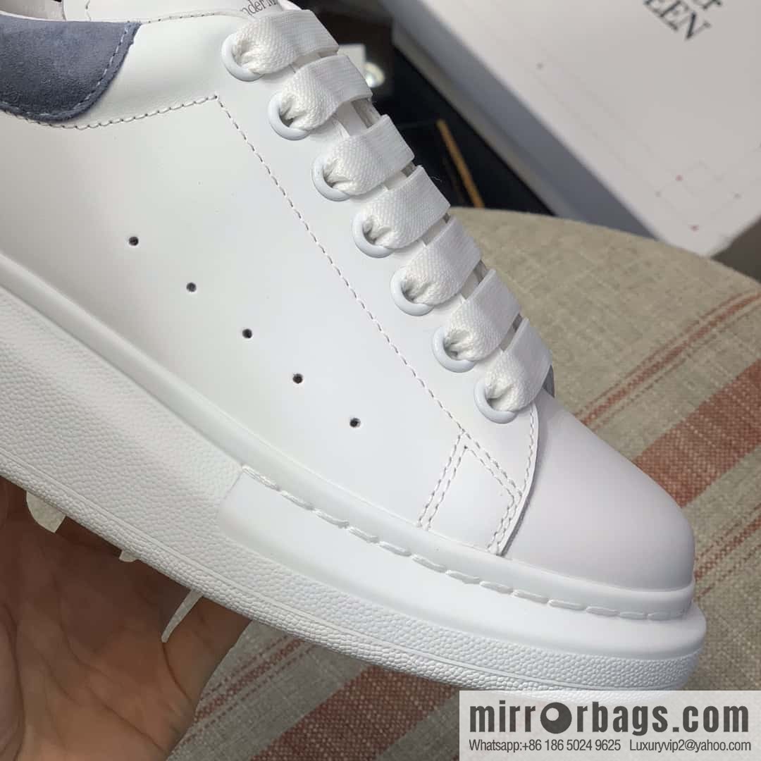 Alexander McQueen Alexander McQueen Fog Blue Fleece Tail Unisex same sneakers