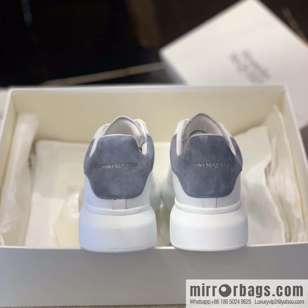 Alexander McQueen Alexander McQueen Fog Blue Fleece Tail Unisex same sneakers
