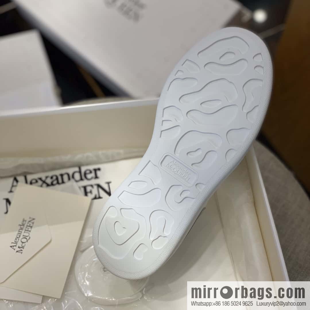 Alexander McQueen Unisex sneakers