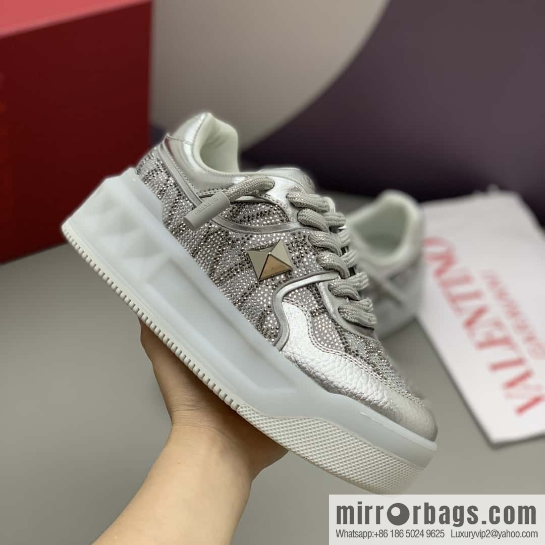 Valentino VLTN screen printed logo, women's low-top casual sneakers