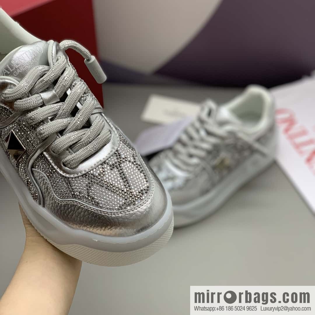Valentino VLTN screen printed logo, women's low-top casual sneakers