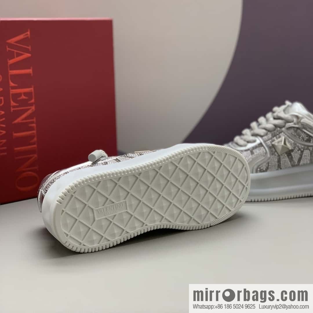 Valentino VLTN screen printed logo, women's low-top casual sneakers