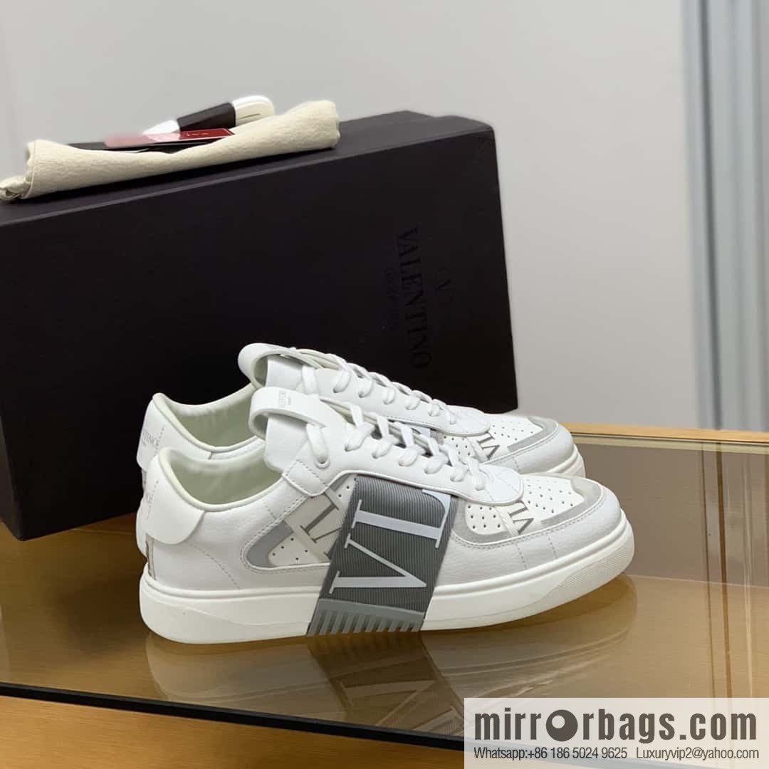 Valentino Unisex sneakers