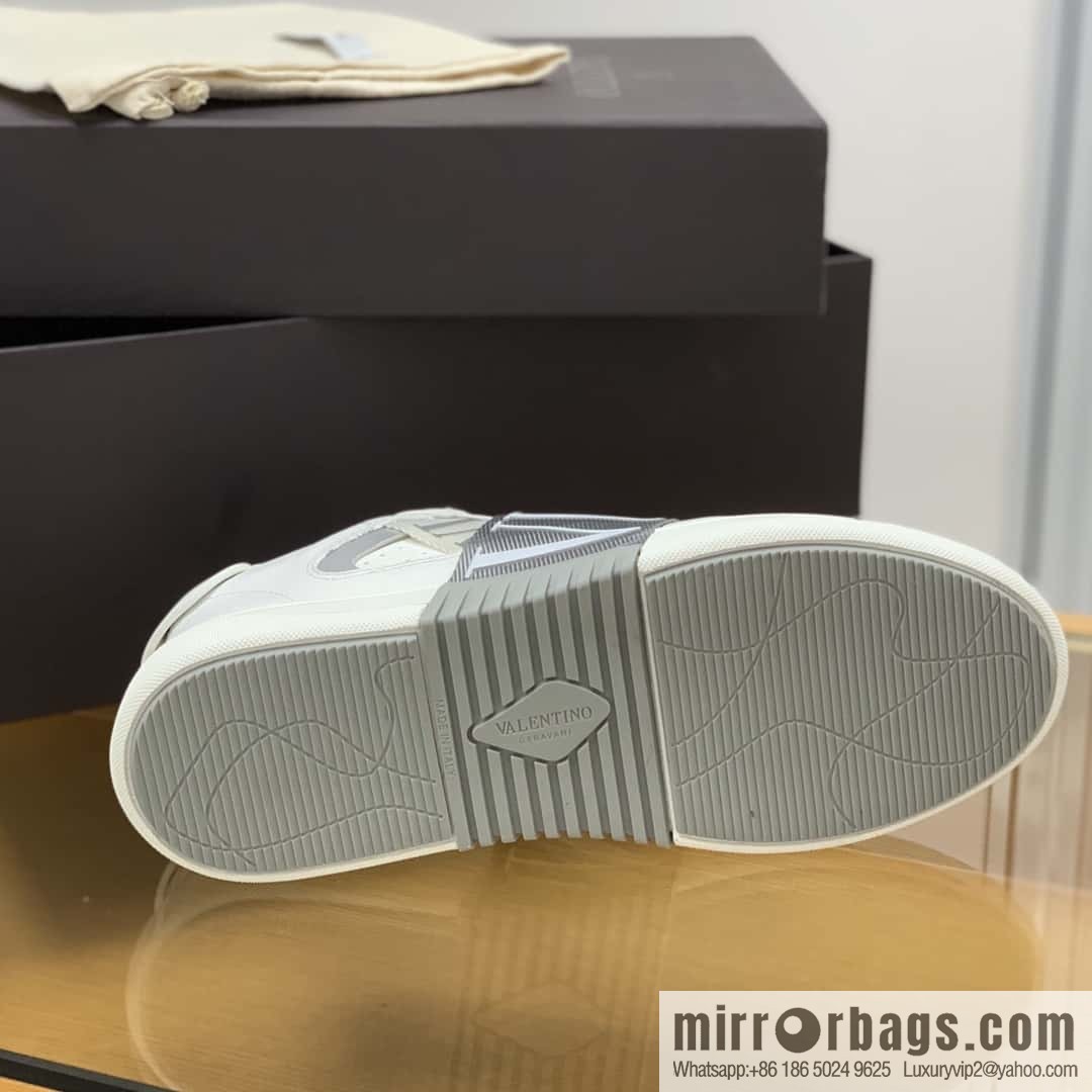 Valentino Unisex sneakers