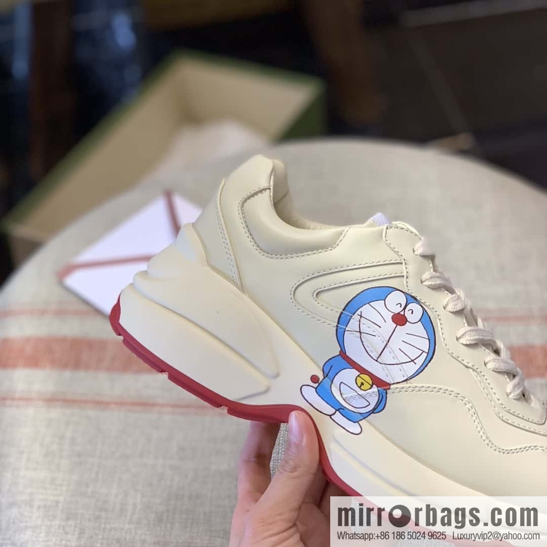 GUCCI robot cat animation image, Doraemon sticker Unisex Vintage sneakers
