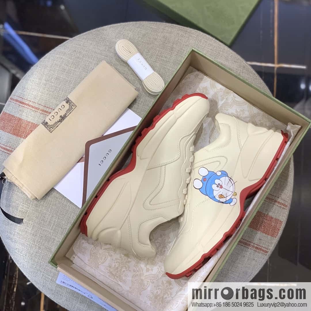 GUCCI robot cat animation image, Doraemon sticker Unisex Vintage sneakers