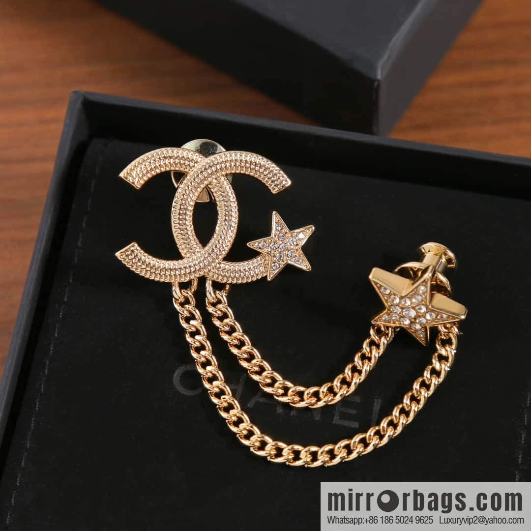New ☑️ Chanel Double C Star Tassel Chain Brooch