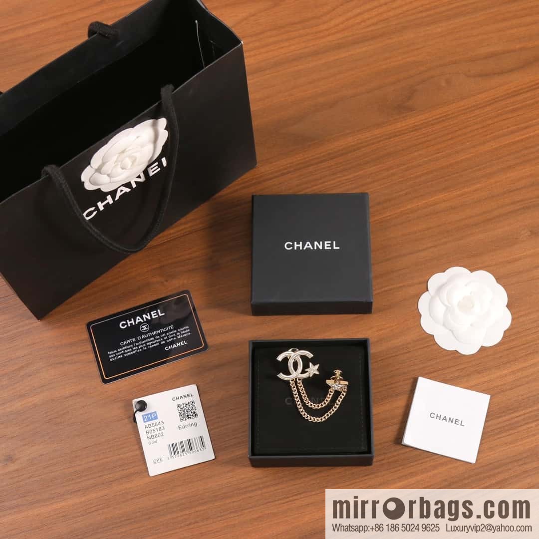 New ☑️ Chanel Double C Star Tassel Chain Brooch