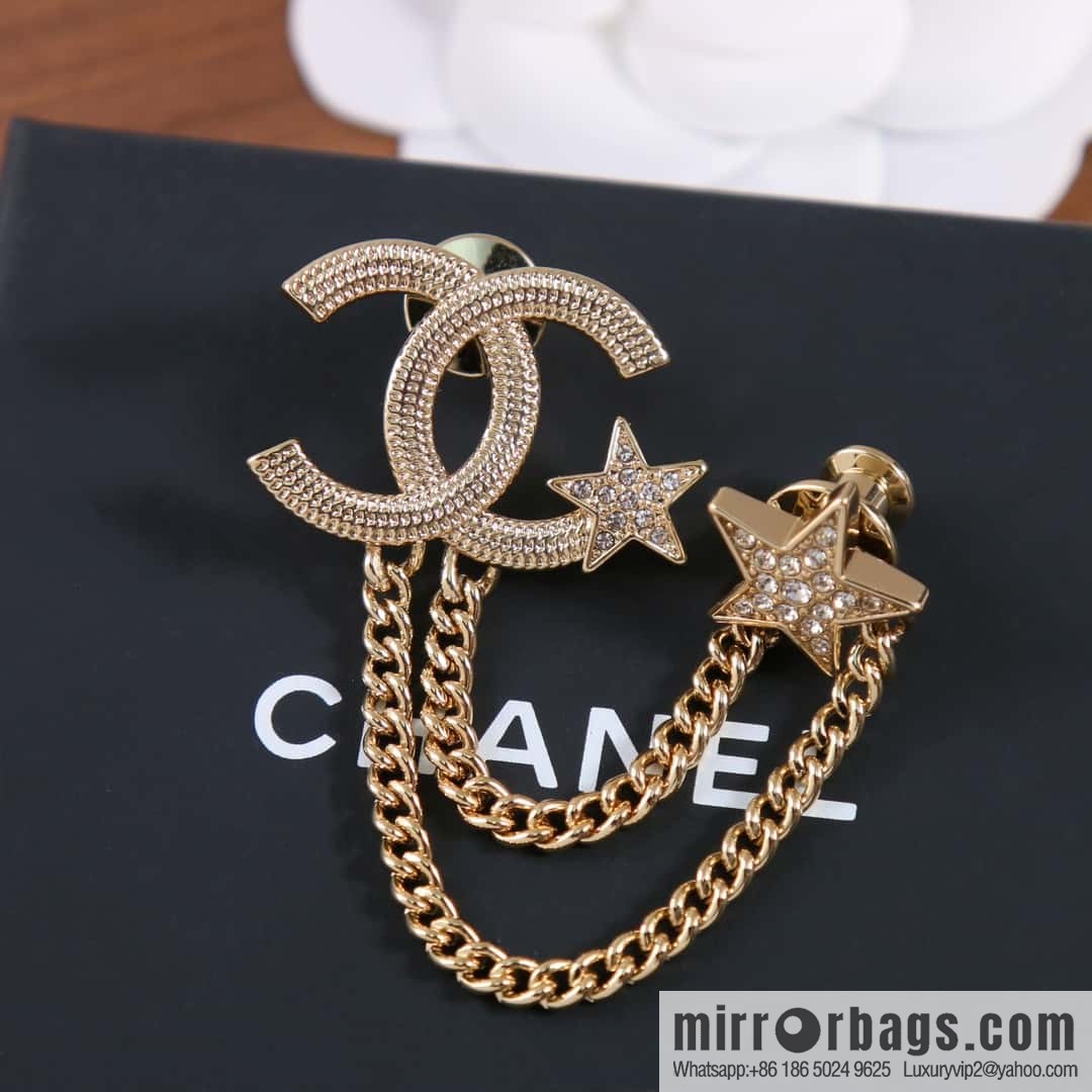 New ☑️ Chanel Double C Star Tassel Chain Brooch