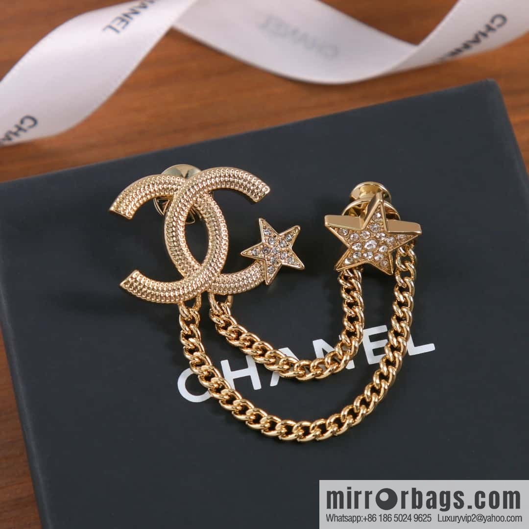 New ☑️ Chanel Double C Star Tassel Chain Brooch
