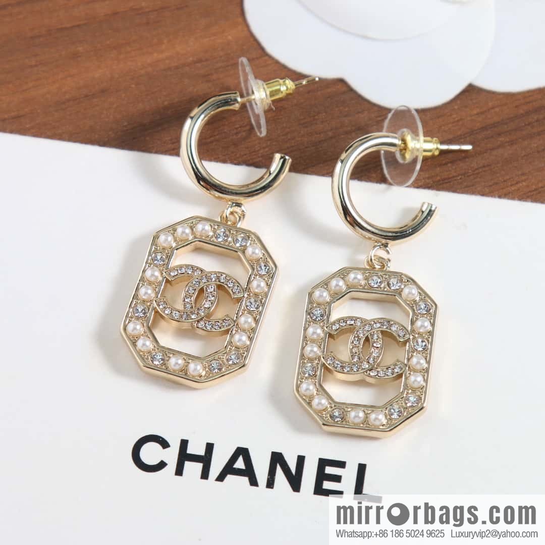 New ☑️ Chanel C2 double c octagonal pearl stud earrings