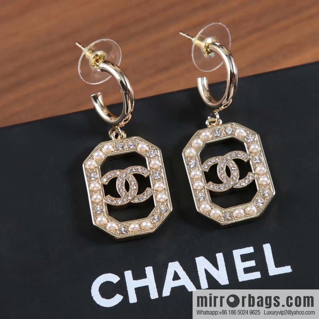 New ☑️ Chanel C2 double c octagonal pearl stud earrings