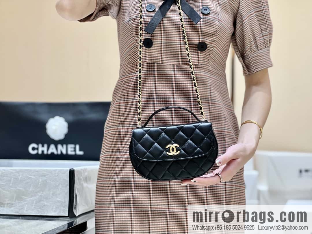 CHANEL 23A high-end handmade workshop series saddle bag AP3367