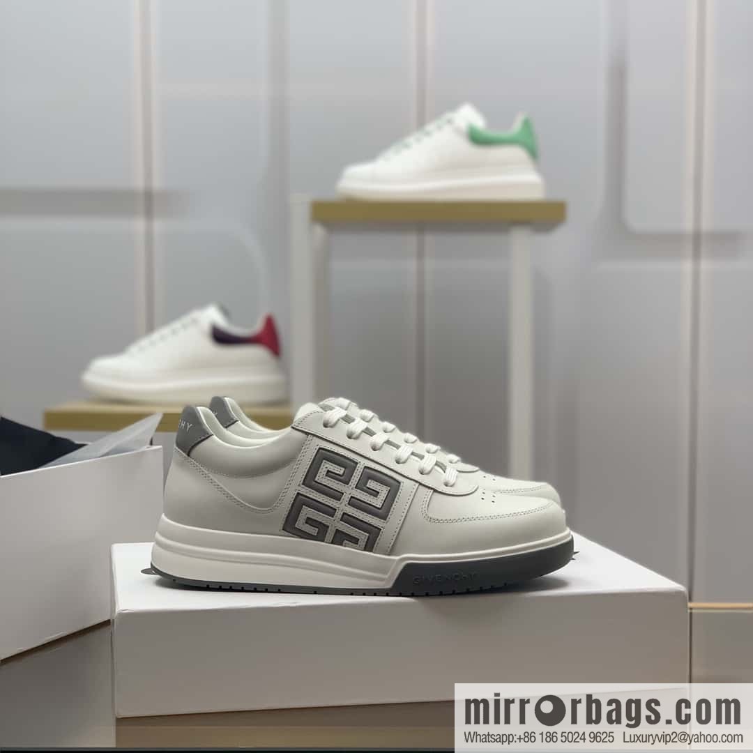 GIVENCHY Givenchy, iconic printed 4 G pattern, men's sports and leisure shoes