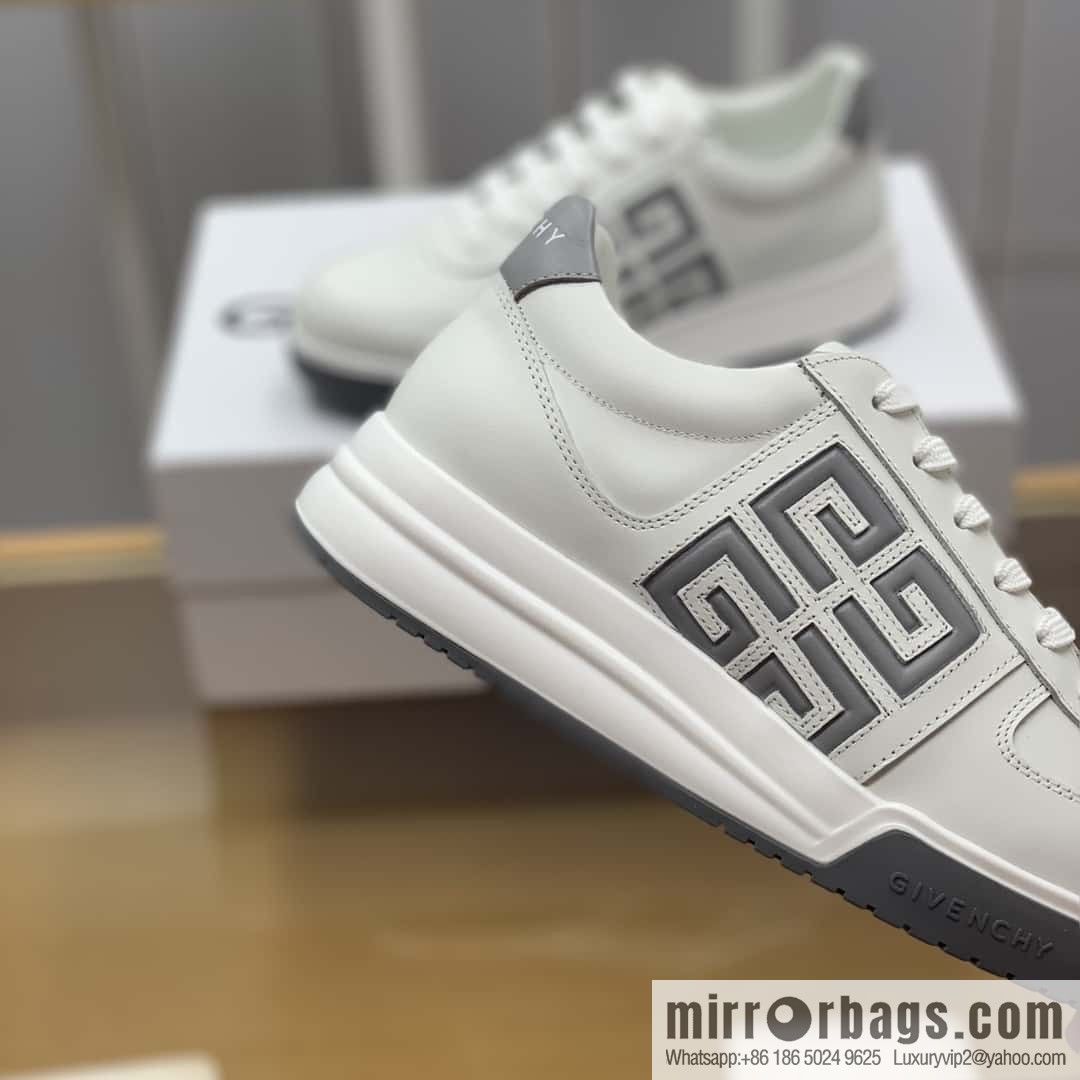 GIVENCHY Givenchy, iconic printed 4 G pattern, men's sports and leisure shoes