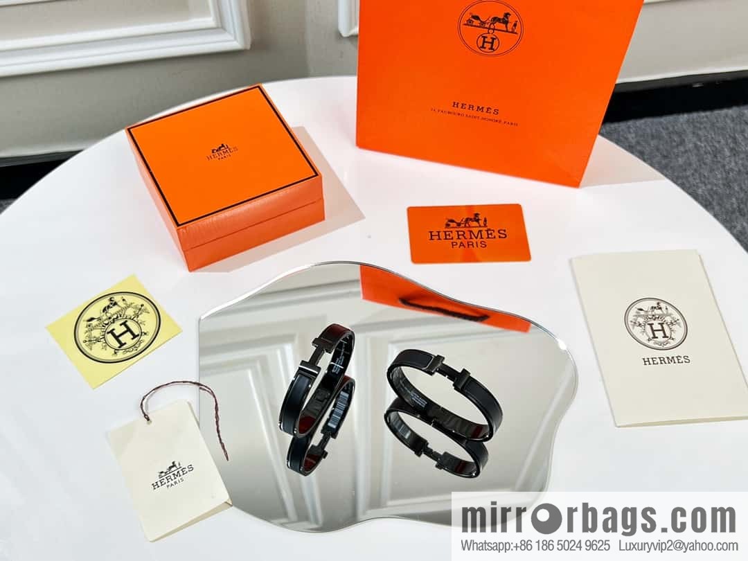 HERMES CLIC HH SO BLACK BRACELET Black H bracelet
