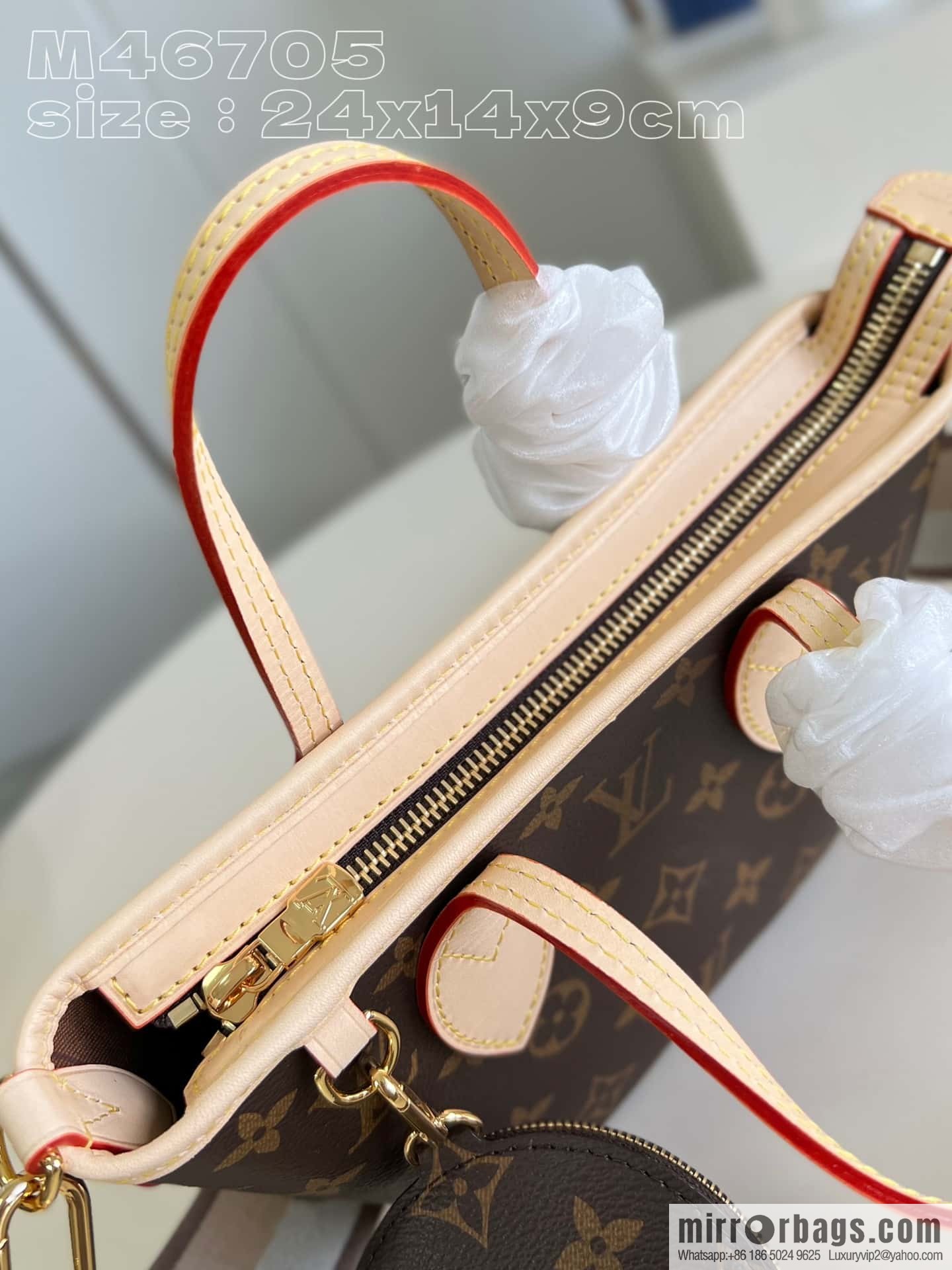 LV M46705 Neverfull BB