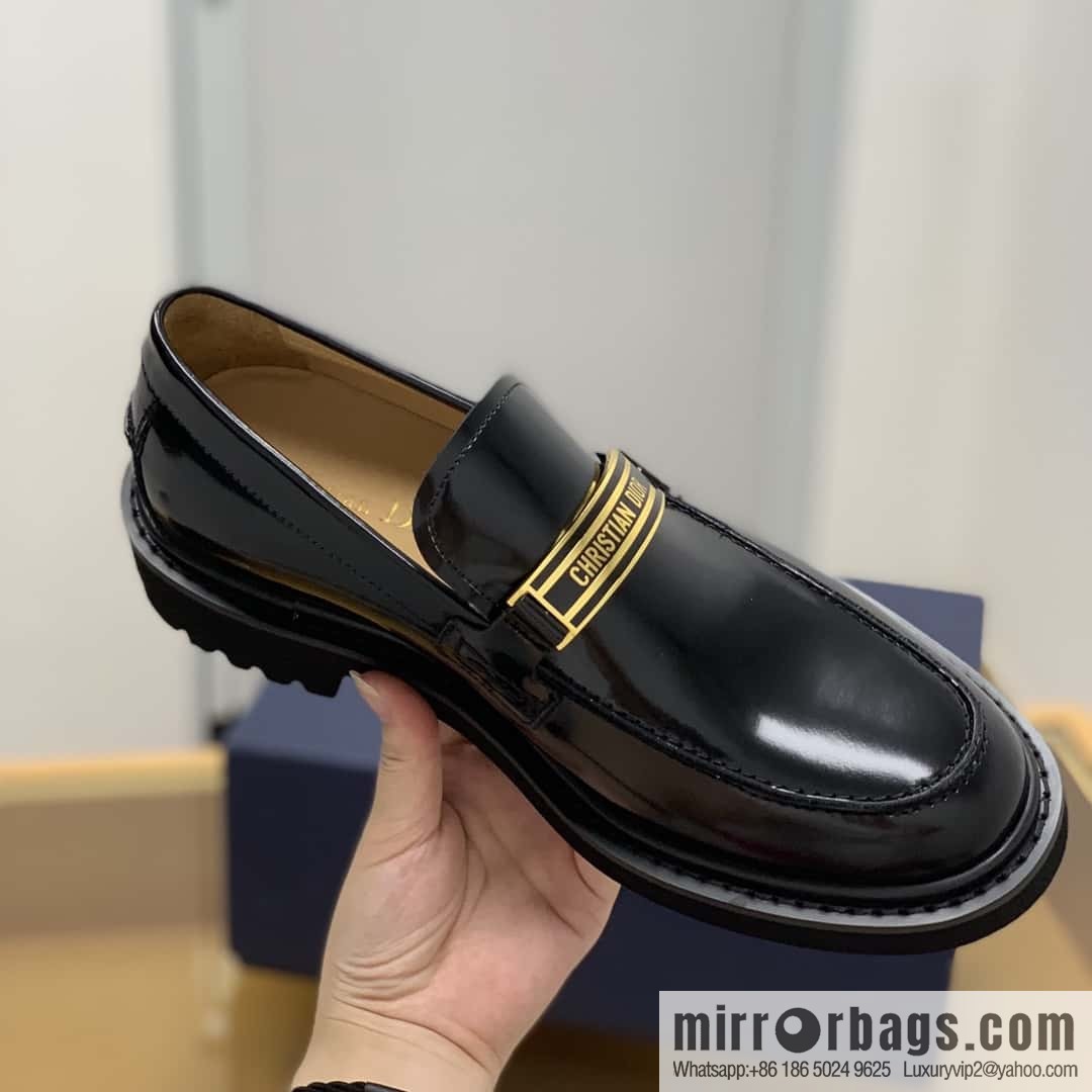DIOR brand letter buckle, men's loafers
