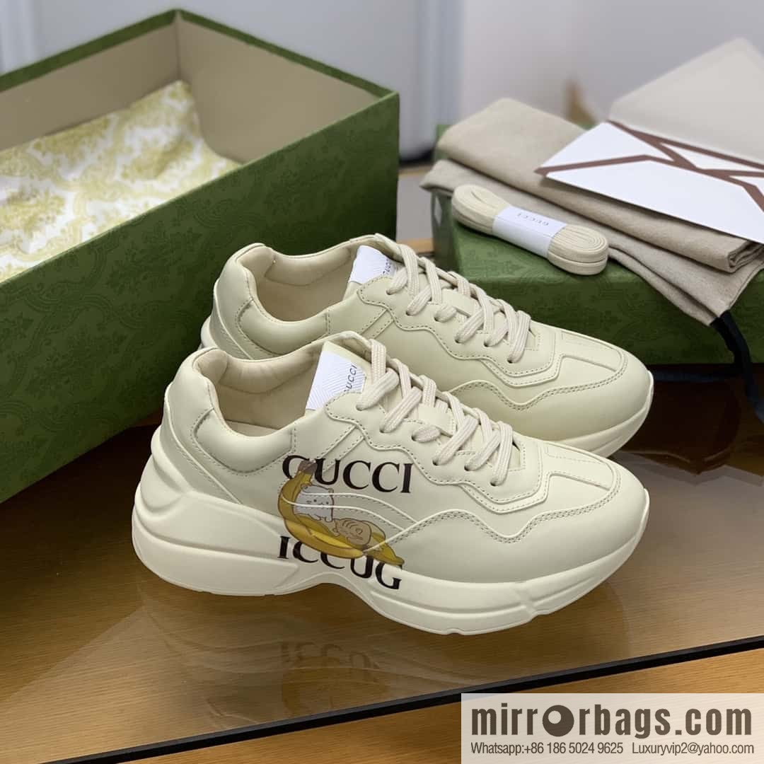 GUCCI household name animation image, banana meow sticker Unisex Vintage sneakers