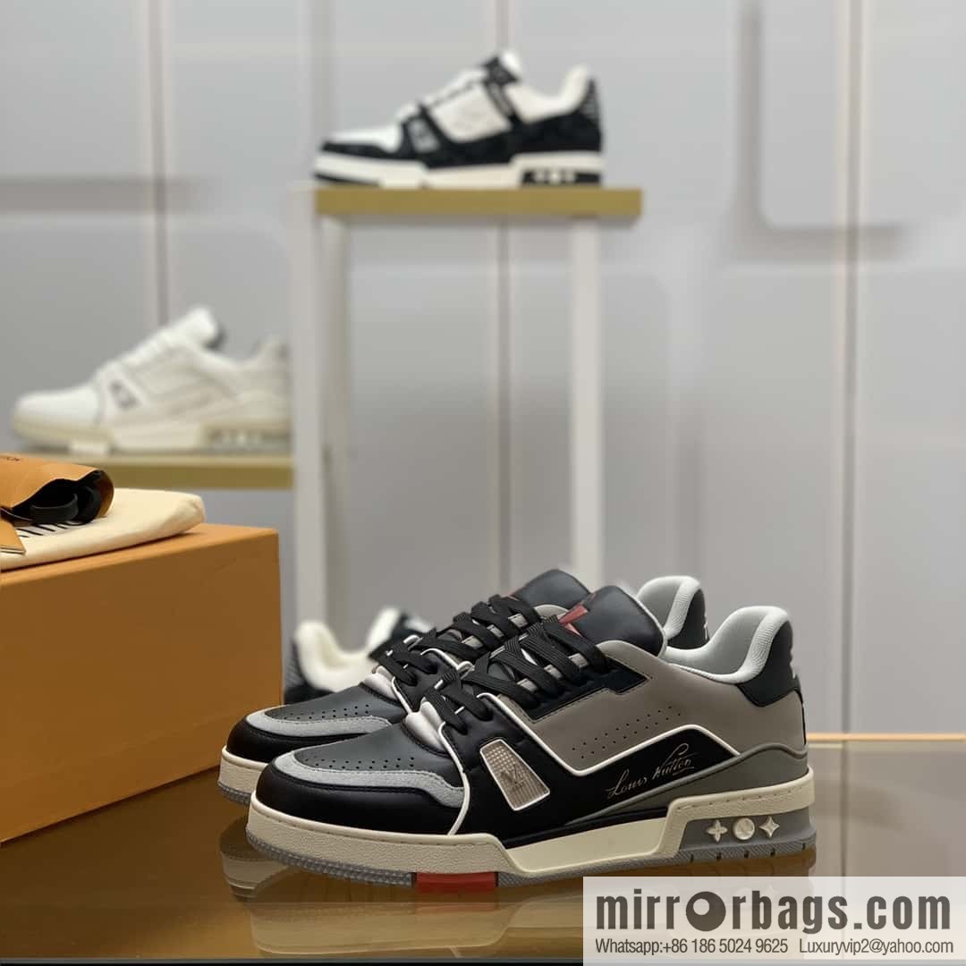 LV embossed Li-faced calfskin Vuitton logo, men's casual sports running shoes