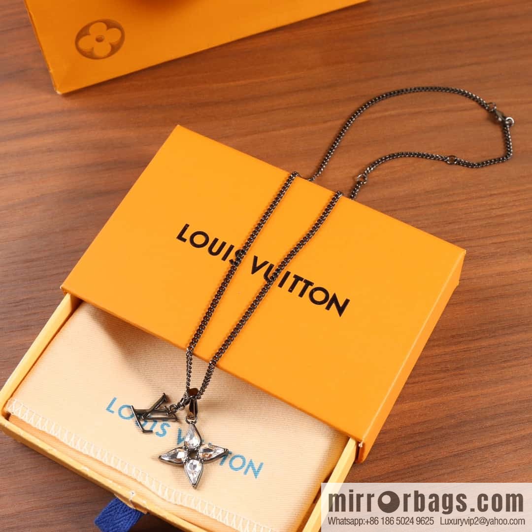 Louis Vuitton LV FLOWER CUT Flower Letter Necklace