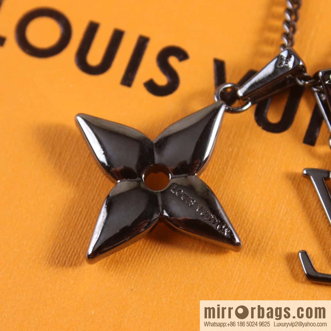 Louis Vuitton LV FLOWER CUT Flower Letter Necklace