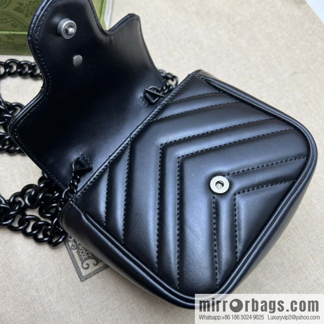 GUCCI Gucci GG Marmont Series Quilted Fanny Packs 739599
