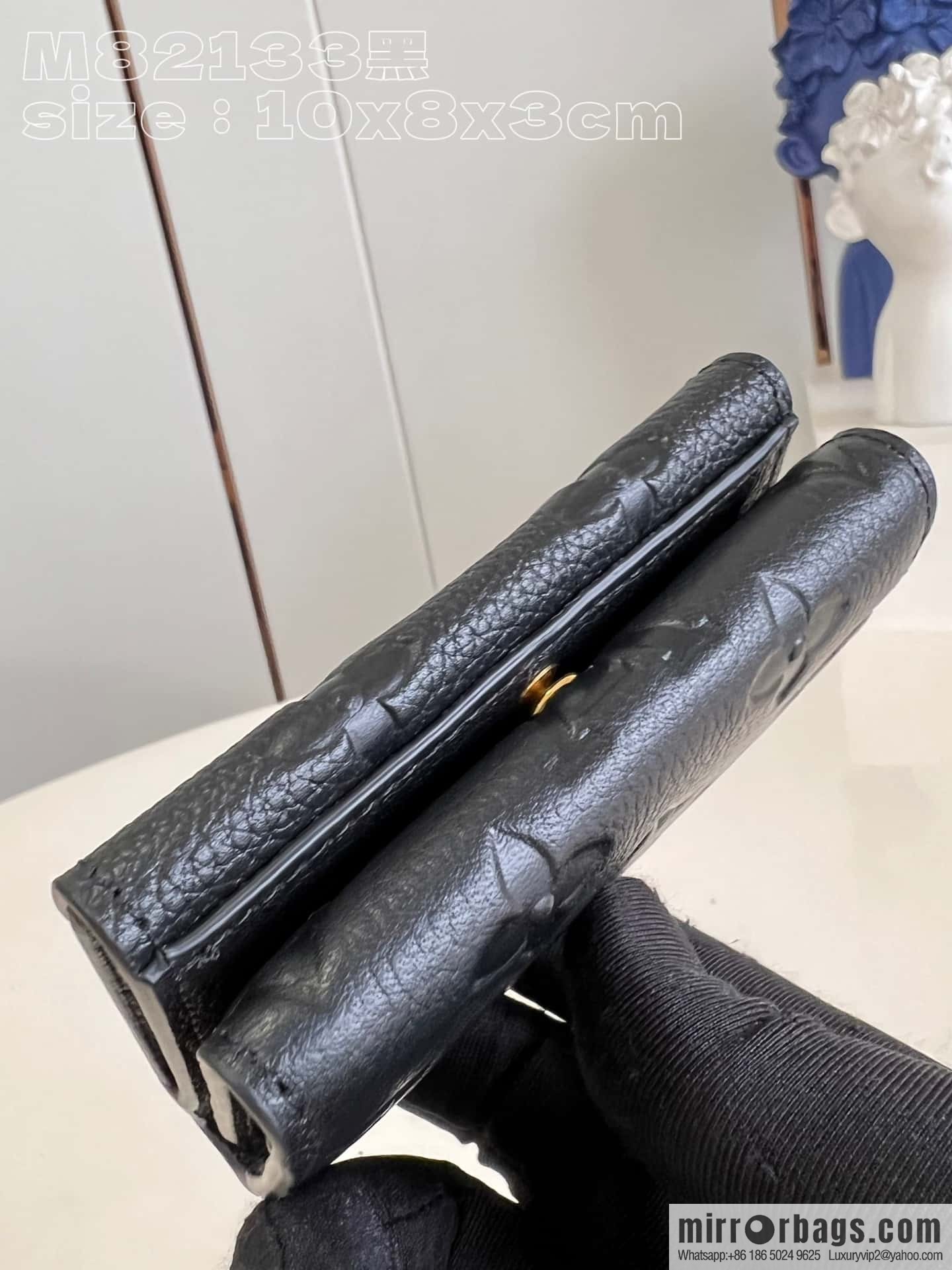 LV M82133 CELESTE Wallet