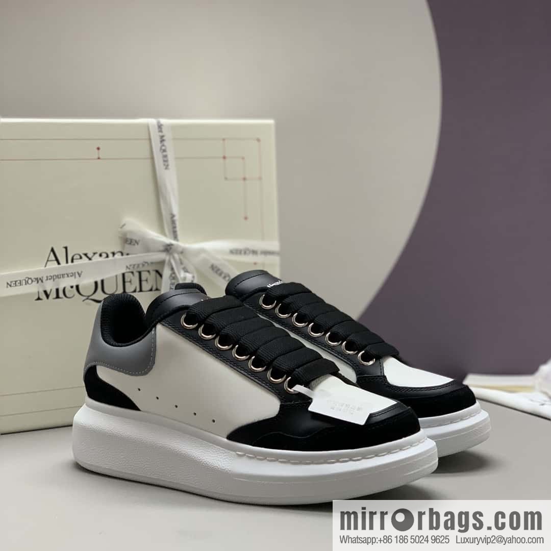 Alexander McQueen AlexanderMcQueen black and white gray Unisex sneakers of the same style