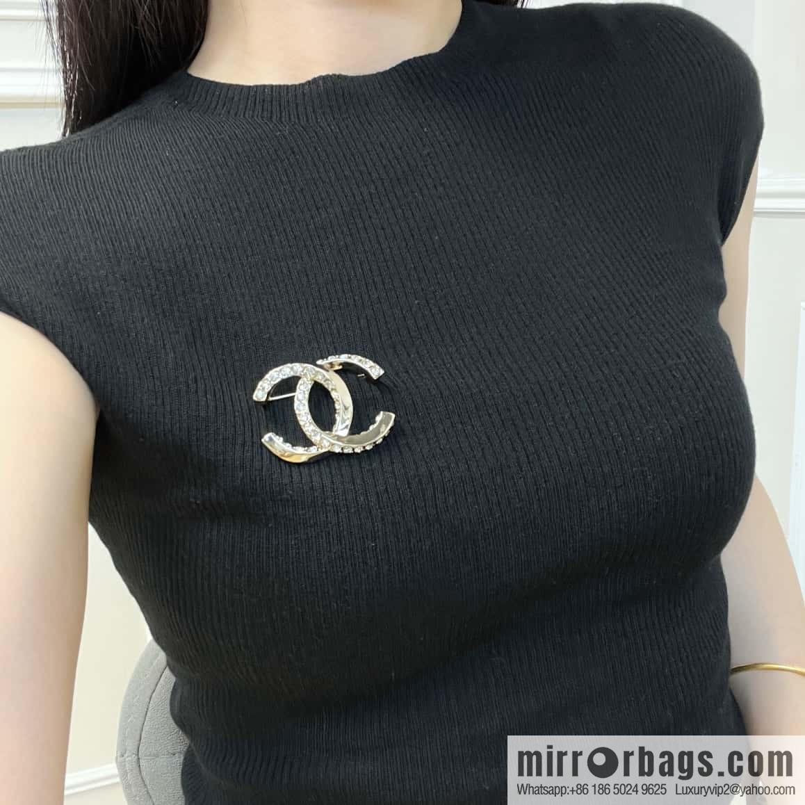 New ☑️ Chanel Double C Half Diamond Brooch