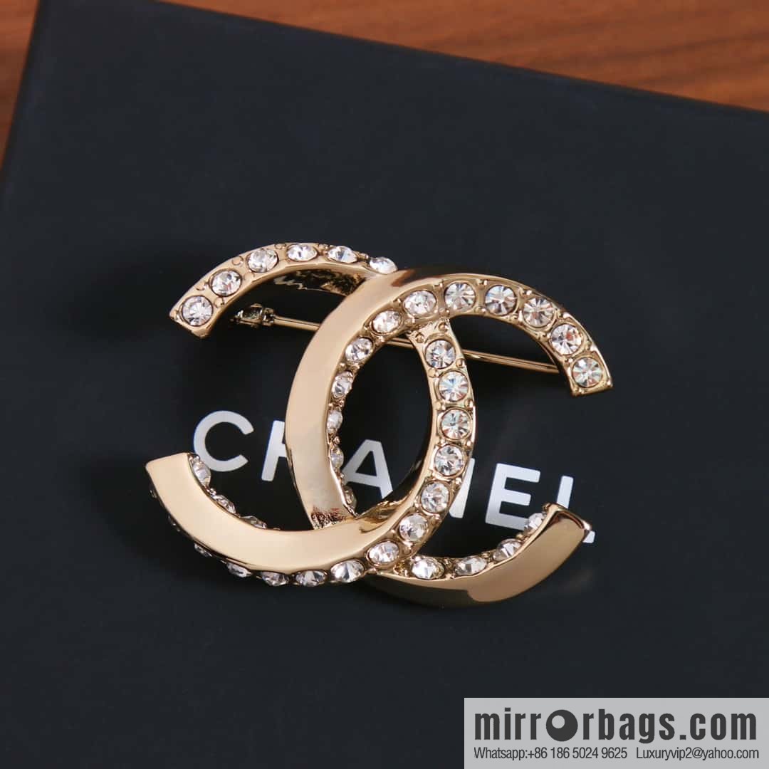 New ☑️ Chanel Double C Half Diamond Brooch