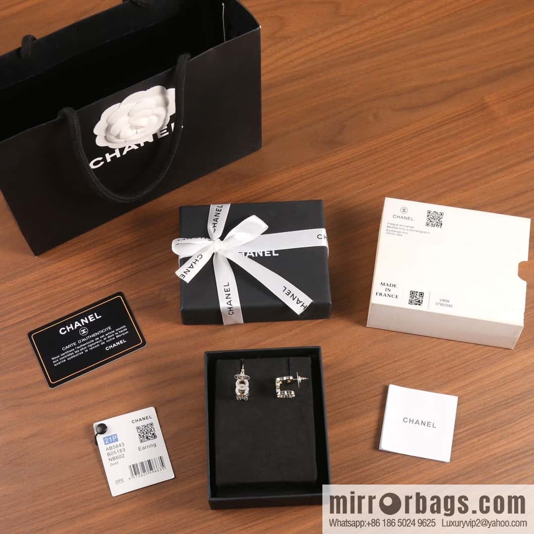 New ☑️ Chanel C1 double c square full diamond stud earrings