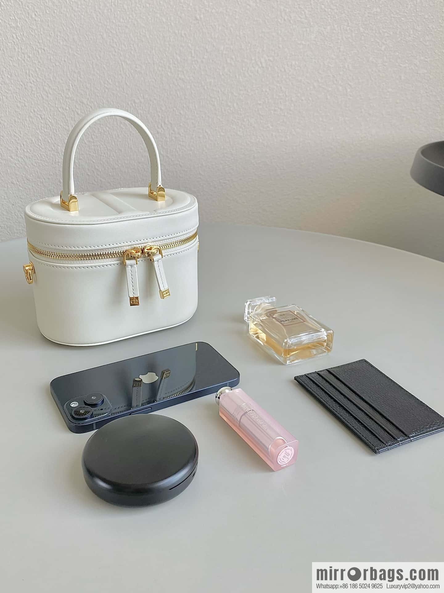 DIOR S CD SIGNATURE VANITY S2203UMFV_M030