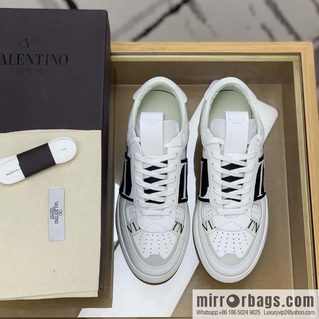 Valentino VLTN logo strap Unisex sneakers